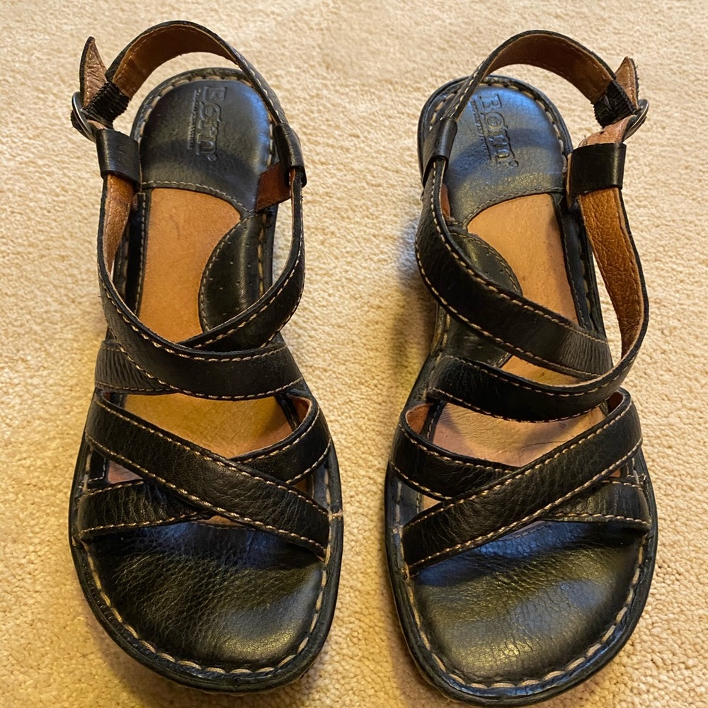 Born Women’s Black Sandals